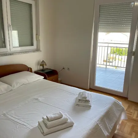 3 Bed Apartment