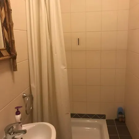 3 Bed
